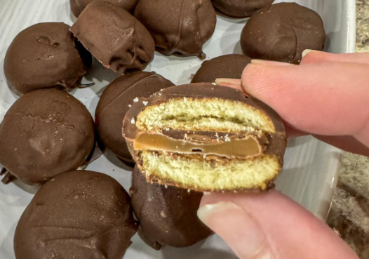 Easy Twix Bites
