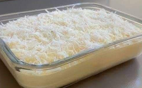 Quick Coconut and Sweetened Milk Dessert (Ready in 15 Minutes!)