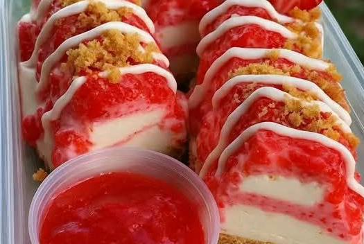 Strawberry Crunch Cheesecake Chunks