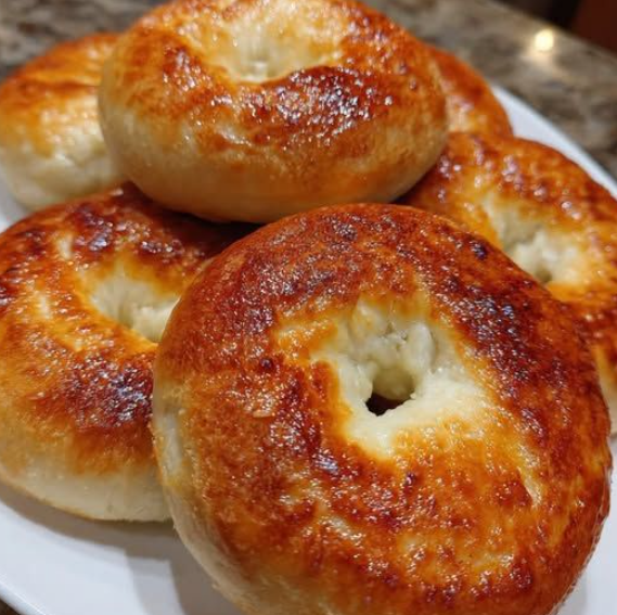 Fluffy Cottage Cheese Bagels
