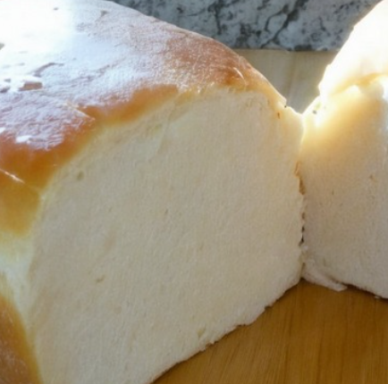 Fluffy Homemade Bread Rolls