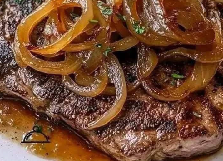 Caramelized Ribeye Steak with Creamy Mashed Potatoes