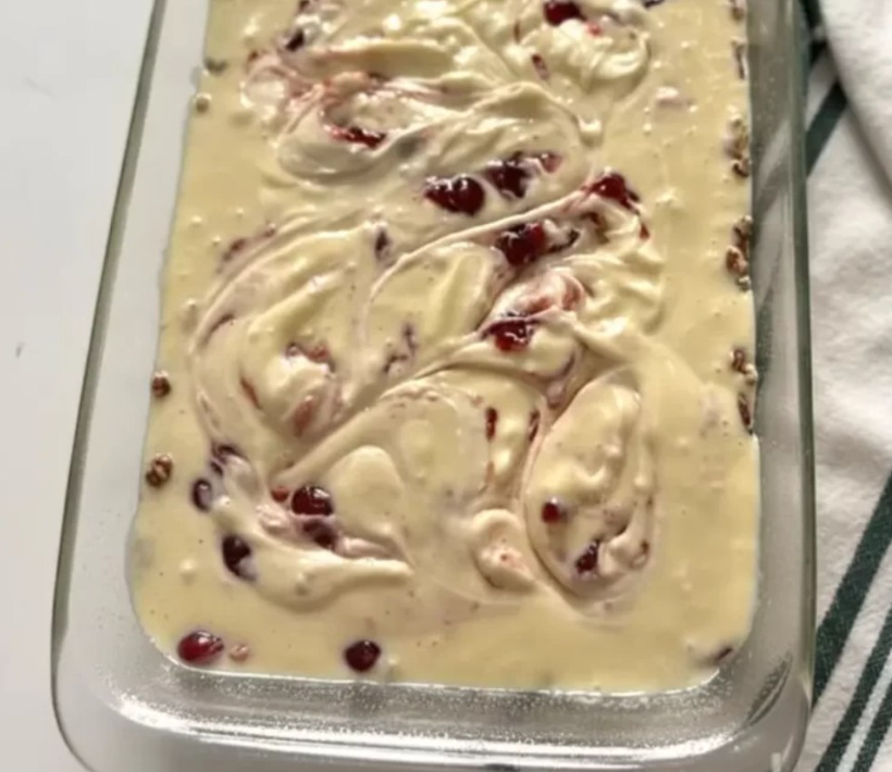 Christmas Chaos Cake