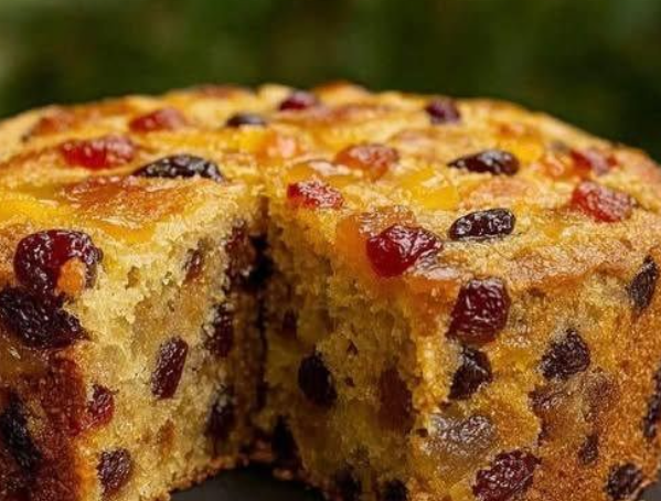 NEVER-FAIL FRUIT CAKE