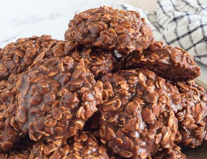 Chocolate Peanut Butter No-Bake Oat Cookies