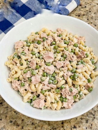 Classic Creamy Tuna Macaroni Salad